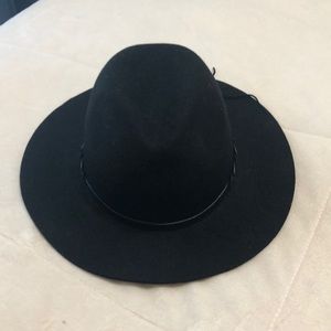 Fedora hat